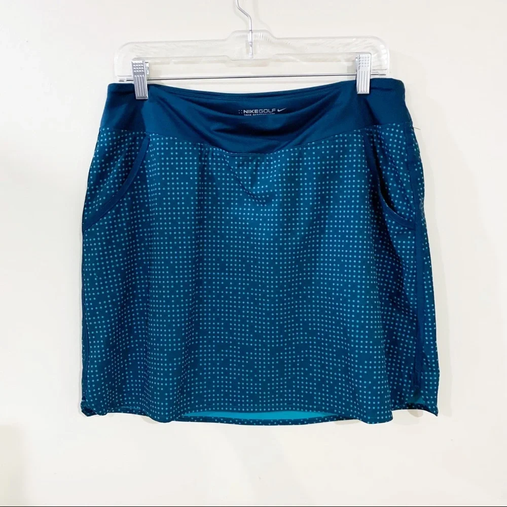 Nike Turquoise Golf Skirt Size Medium